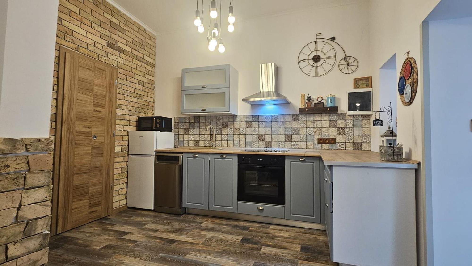 Piata Unirii - Yulia's Ultra-central Retreat Apartment Oradea